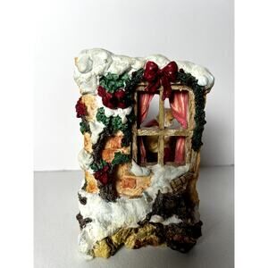 Hand Crafted Musicals - Holiday at Linens'nThings, Santa Claus with Squirrel Mus